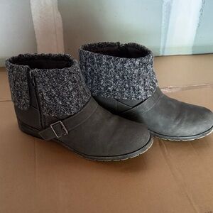 Rocket Dog Charcoal Ankle Boots with Knit Cuff